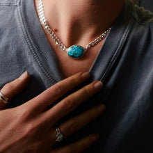 Load image into Gallery viewer, Chunky Curb - Turquoise
