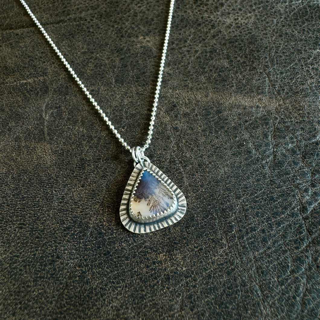 Dendritic Agate Echos Necklace