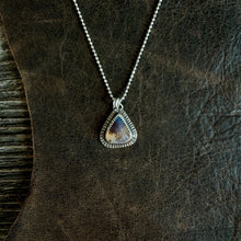 Load image into Gallery viewer, Dendritic Agate Echos Necklace

