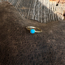 Load image into Gallery viewer, 14k Gold Ring - Turquoise
