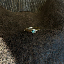 Load image into Gallery viewer, Montana Gold Ring 2
